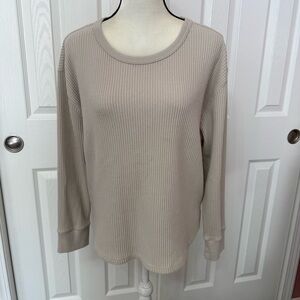 Gap Tan Thermal Long Sleeve Round Neck Top Size Large  #2183